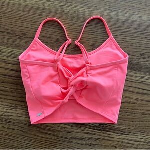 Victoria’s Secret PINK ULTIMATE LIGHTLY LINED TWIST BACK SPORTS BRA
